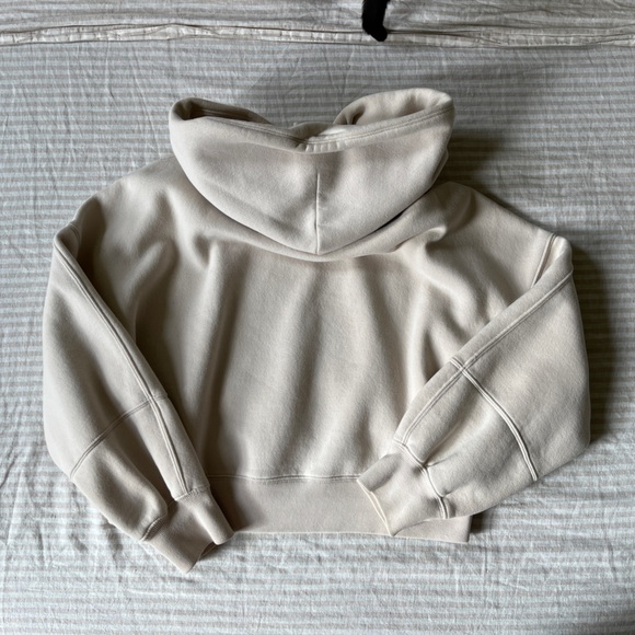 Abercrombie Essential Mini Sunday Hoodie in Beige - Picture 3 of 5
